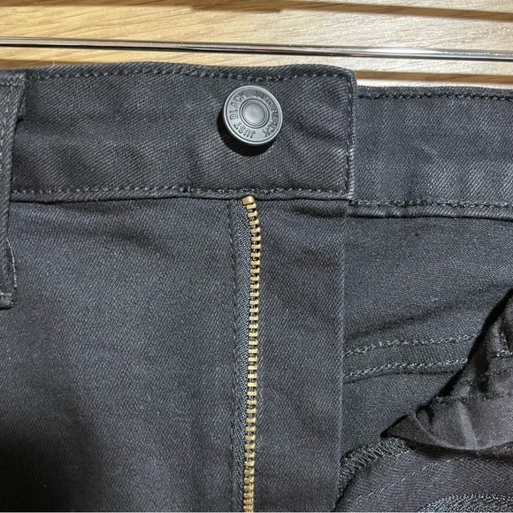 Just Black Denim A-Line Raw Hem Mini Denim Skirt Black, Never Worn - Picture 7 of 8